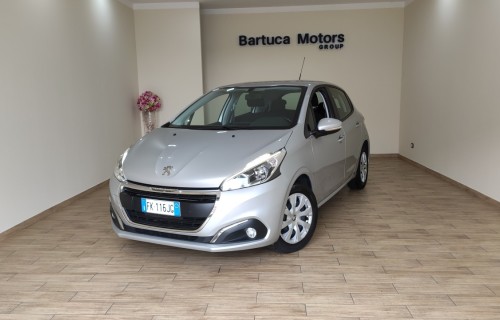 Peugeot 208 1.6 Hdi 75 CV Allure Autocarro N1