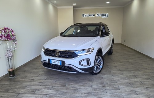VW T-Roc 2.0 TD DSG 150 CV 