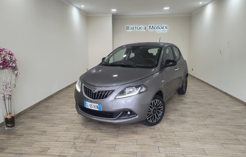 Lancia Ypsilon 1.0 Bz 70 Cv Hybrid 
